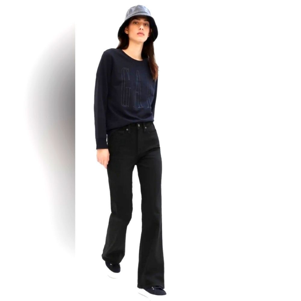 GAP Women's Black High-Rise Flare Jeans